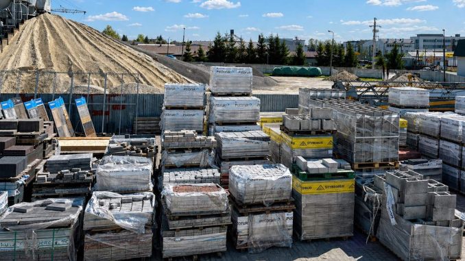 Artbud ujawnia, co kupują mieszkańcy. Takie materiały budowlane dominują także w Mielcu